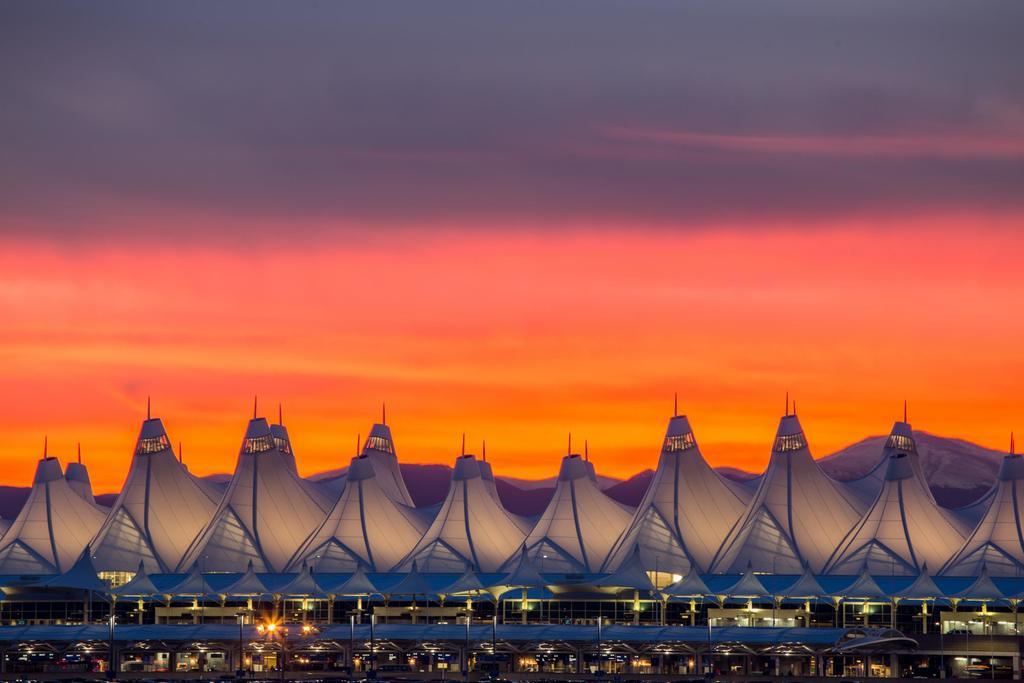 Baymont By Wyndham Denver International Airport Exterior foto